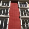 kırmızı bina süsleme, çelik balkon modeli, lukx dış cephe modeli