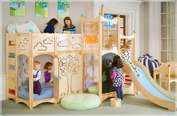 Ahşap kaydıraklı oyun parklı çocuk odası tasarımları