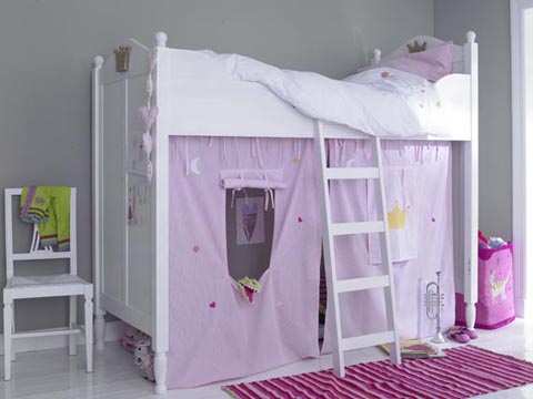Pembe çadır çocuk odası örneği