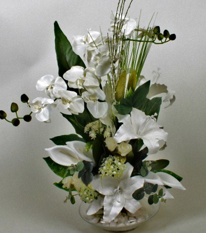 Beyaz hediyelik yapay çiçek modelleri